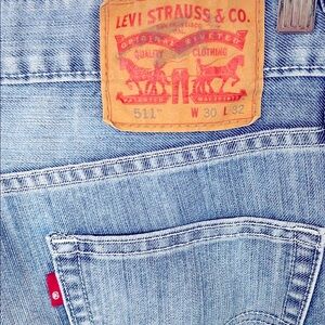 Levi’s 511 Women’s Rare Copyright Red Tag 30x32